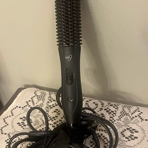 Ion Travel Straightening Brush Iron   Round Curve